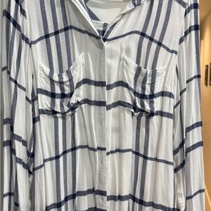 Old Navy White and Blue Checkered Women’s Shirt